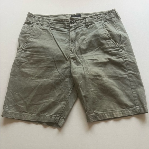 EUC AMERICAN EAGLE OUTFITTERS Chino Shorts Mens Size 32x10 Classic (E3) - Picture 2 of 9